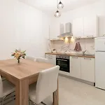 Apartman Lux 1 Marina