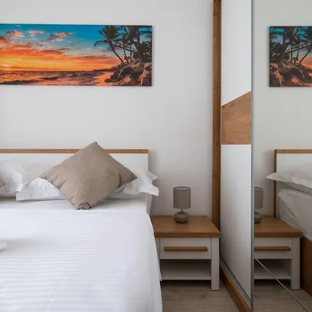 Lux 1 Apartman *